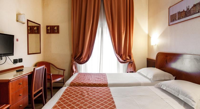 Hotel Smeraldo Сирмионе Екстериор снимка